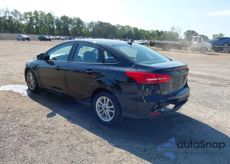 2017 Ford Focus Se z USA, uszkodzony, nr VIN 1FADP3F23HL228839